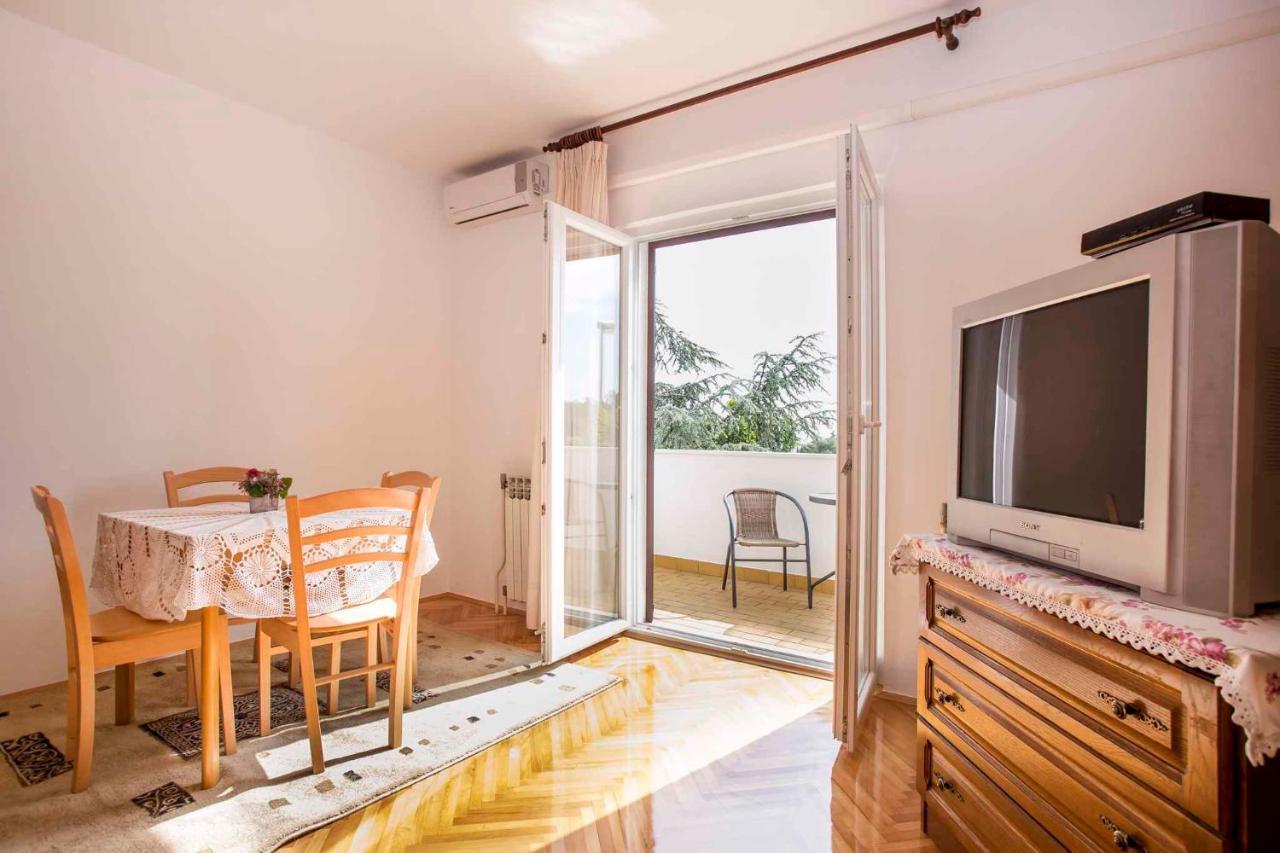 Apartments In Rovinj/Istrien 11528 Room photo